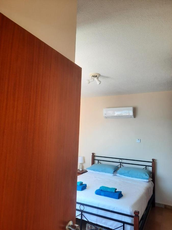 Seascape 501 Apartment Larnaca Ngoại thất bức ảnh
