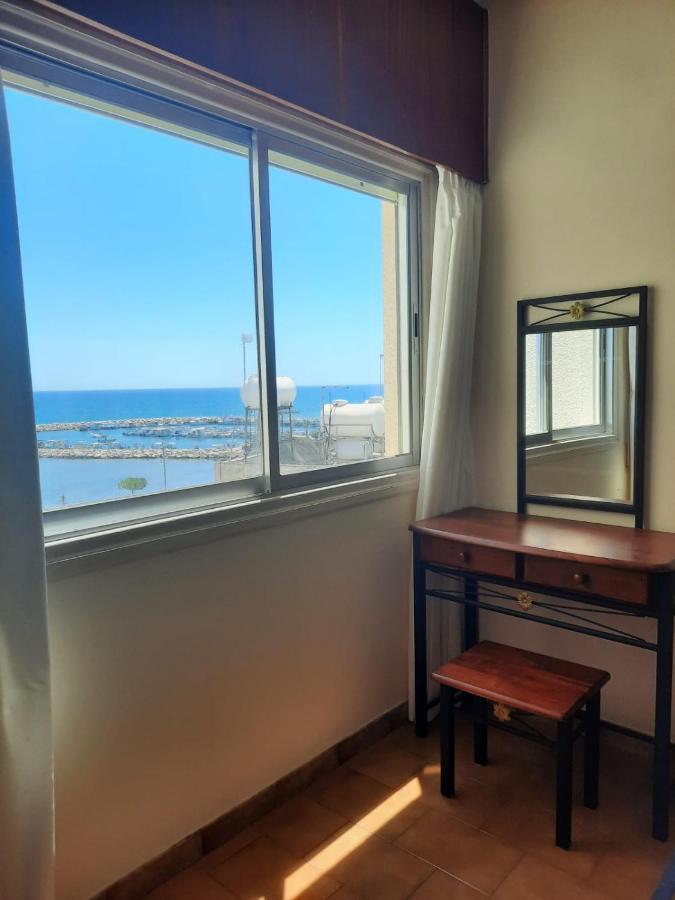 Seascape 501 Apartment Larnaca Ngoại thất bức ảnh